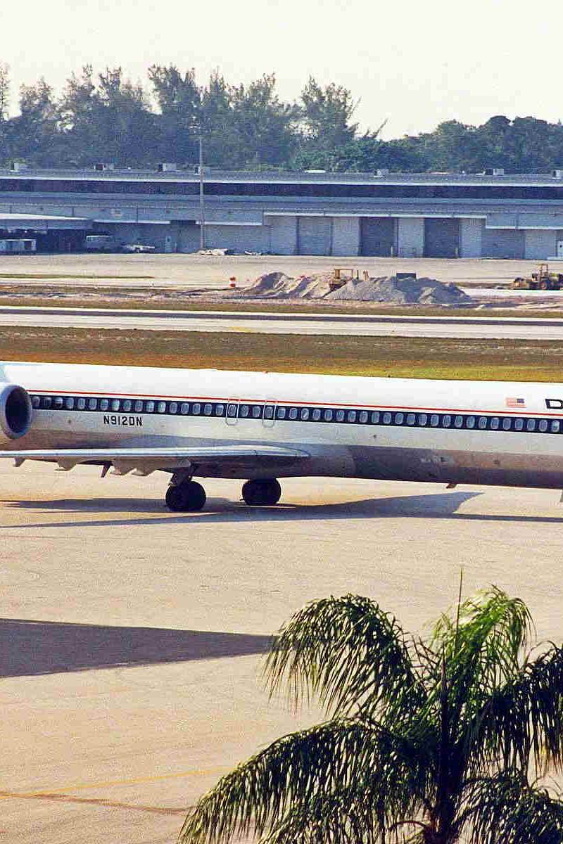 N912DN - Aircraft