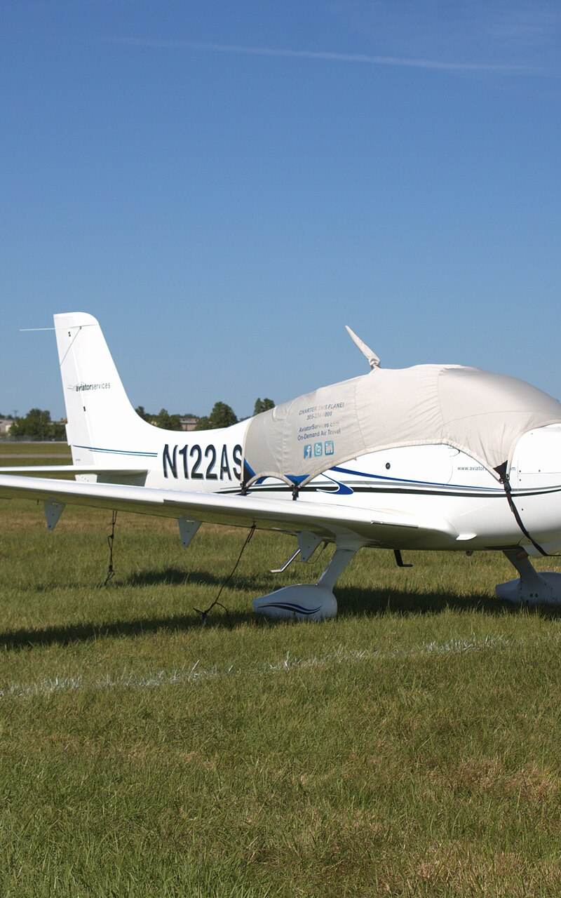 N122AS - Cirrus