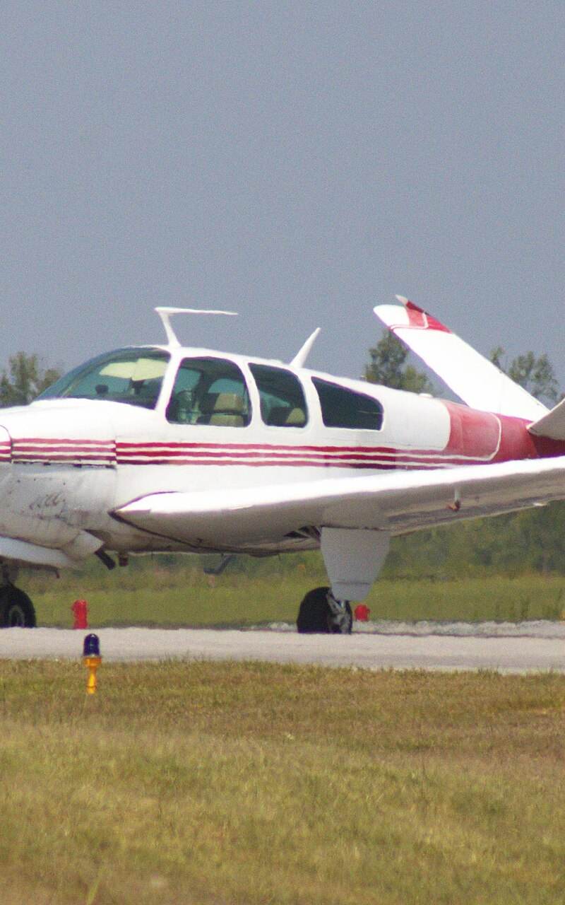 N7WA - Beechcraft