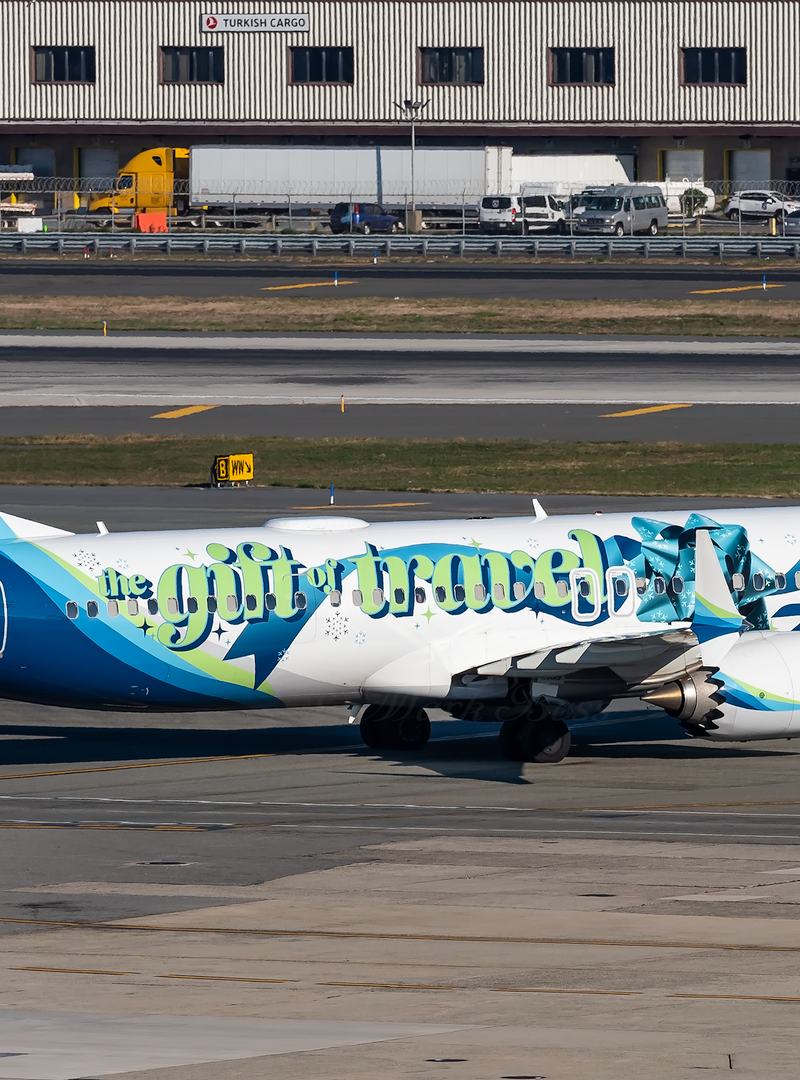 N913AK - Boeing