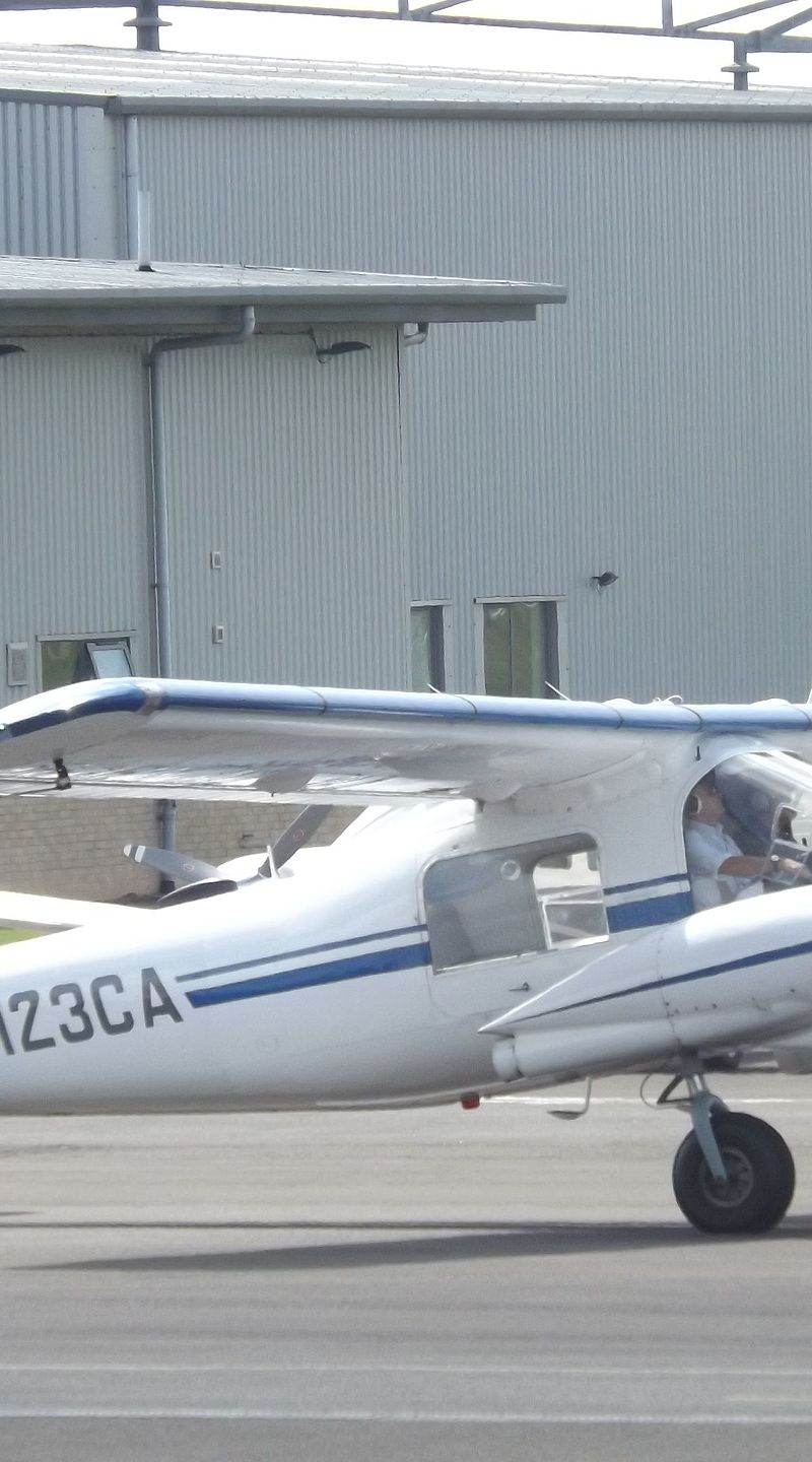 N123CA - Twin-engine aircraft
