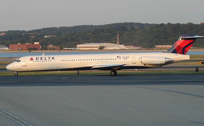 N913DE - Boeing
