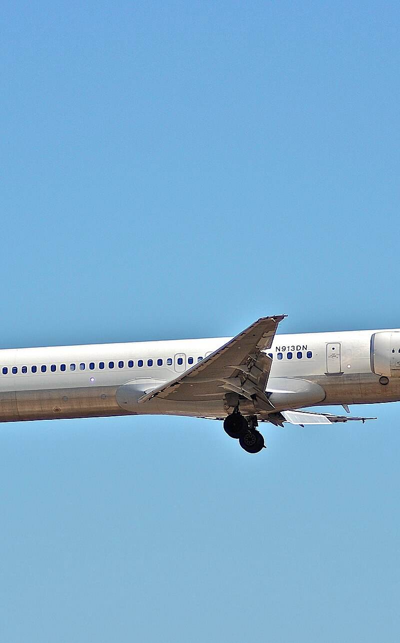 N913DN - Aircraft
