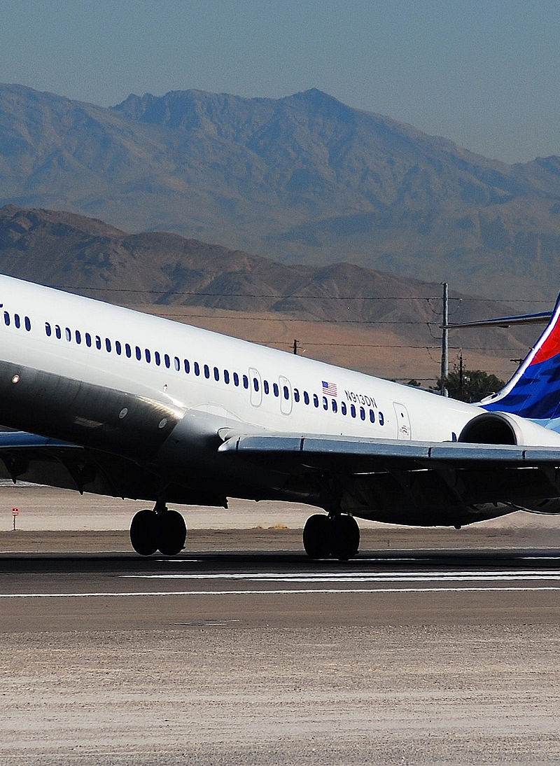 N913DN - Aircraft