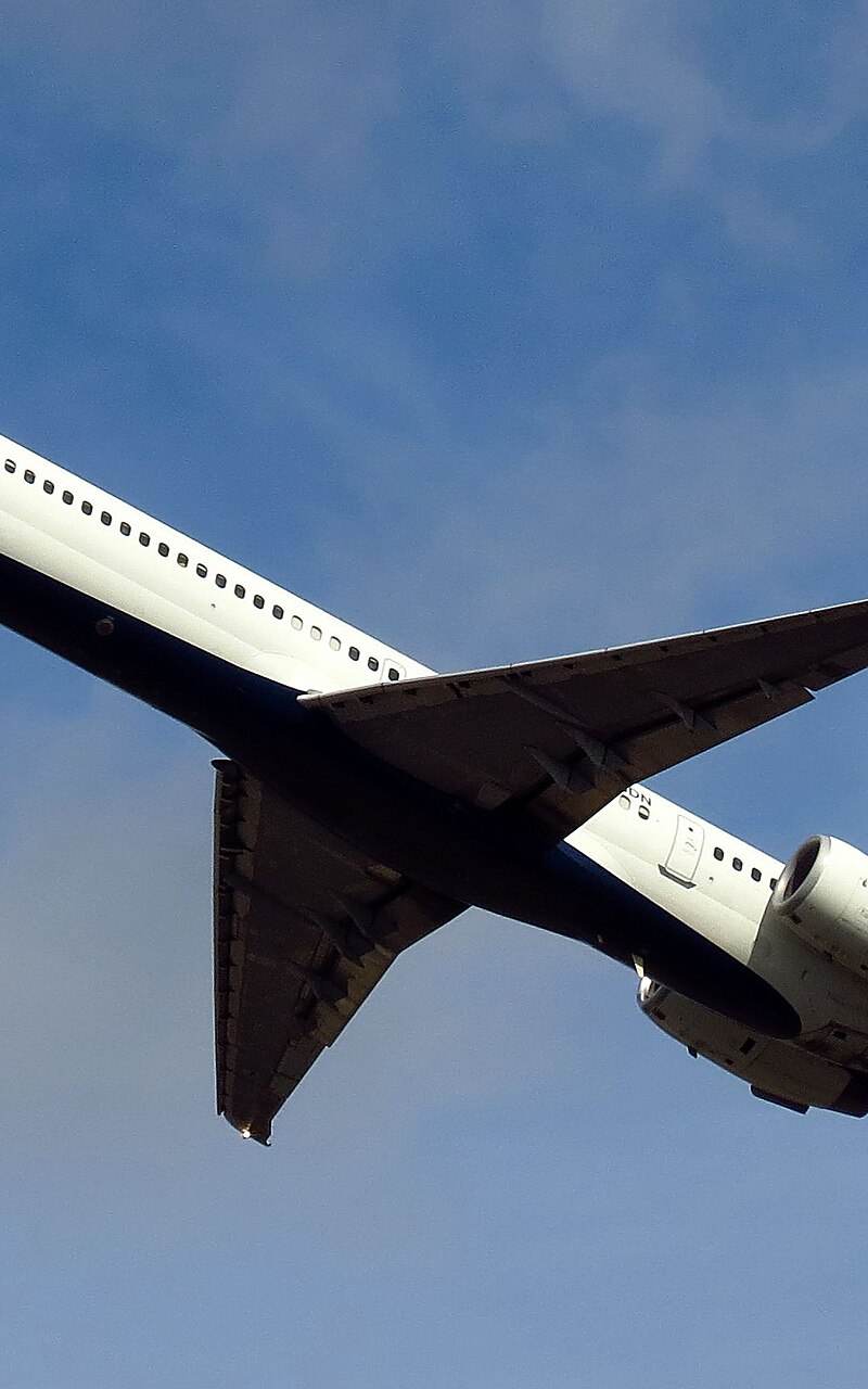N913DN - Aircraft