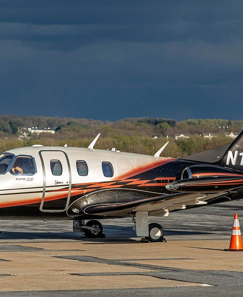N124KK - Business jet