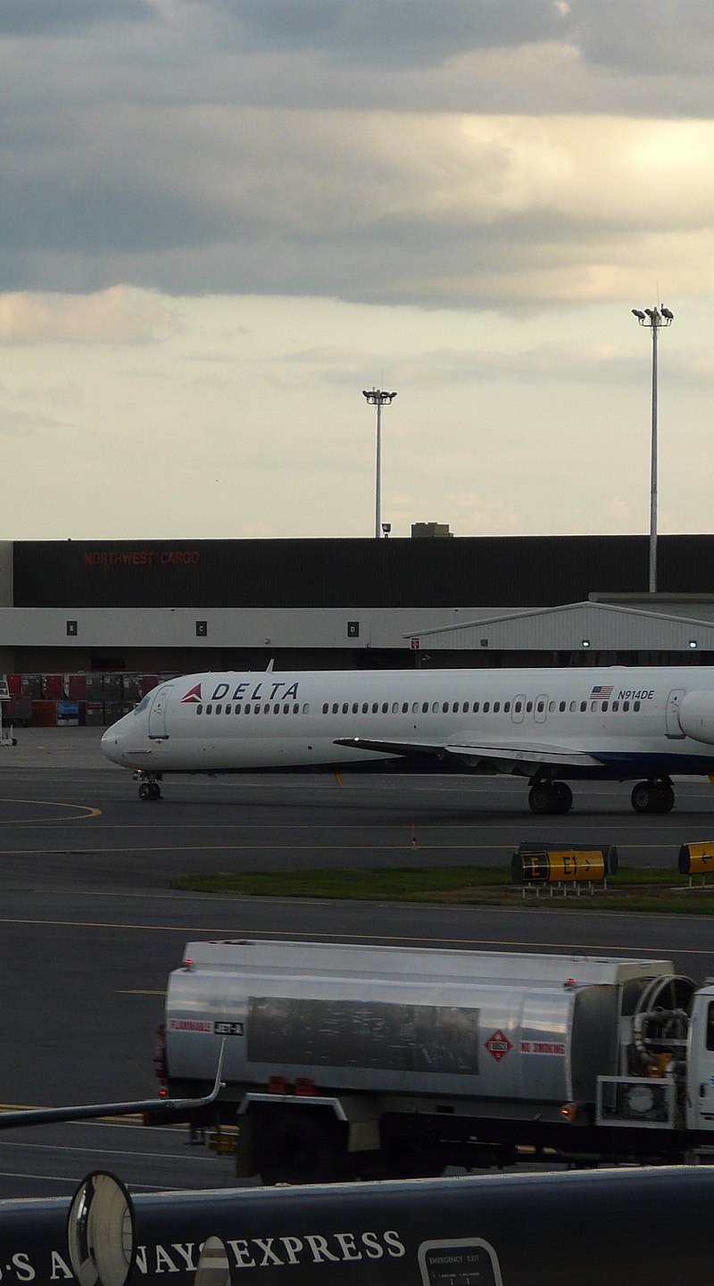 N914DE - Boeing