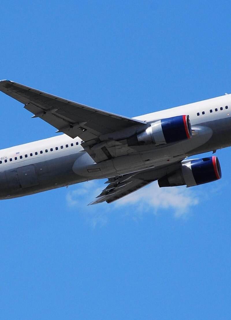 N126DL - Boeing