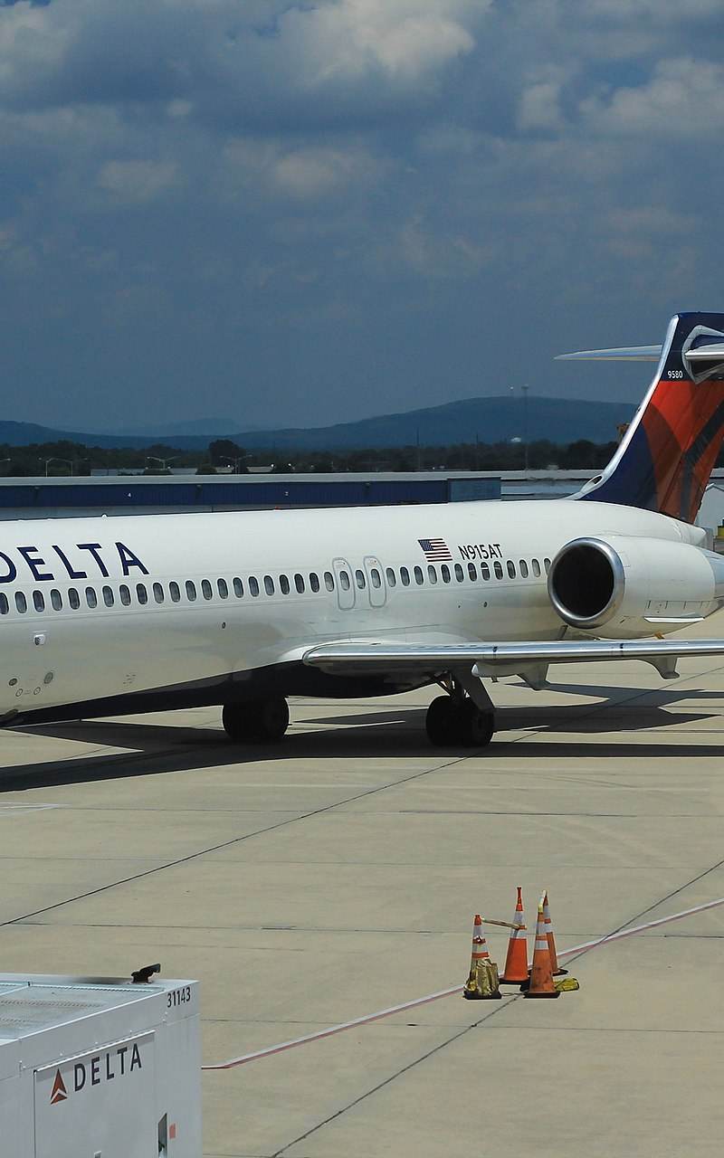 N915AT - Boeing