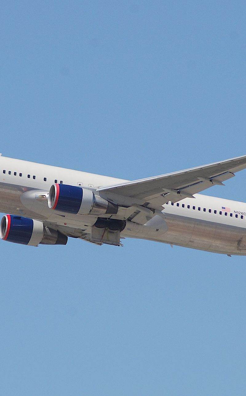 N126DL - Boeing
