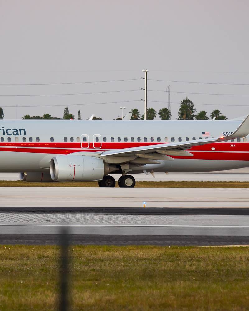 N915NN - Boeing