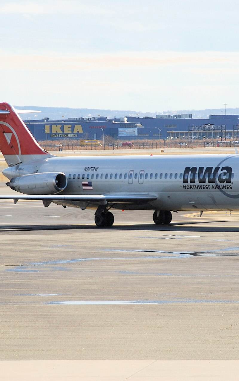 N915RW - Aircraft