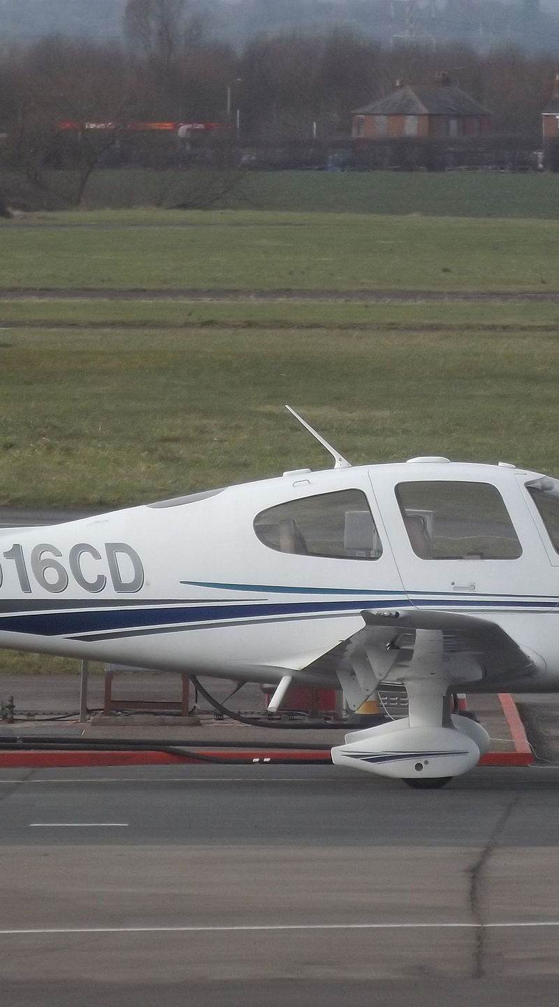 N916CD - Cirrus