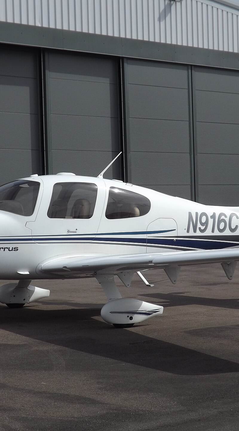 N916CD - Cirrus