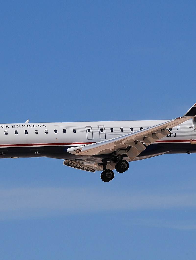 N916FJ - Bombardier