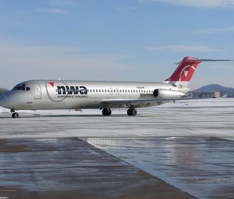 N916RW - Aircraft