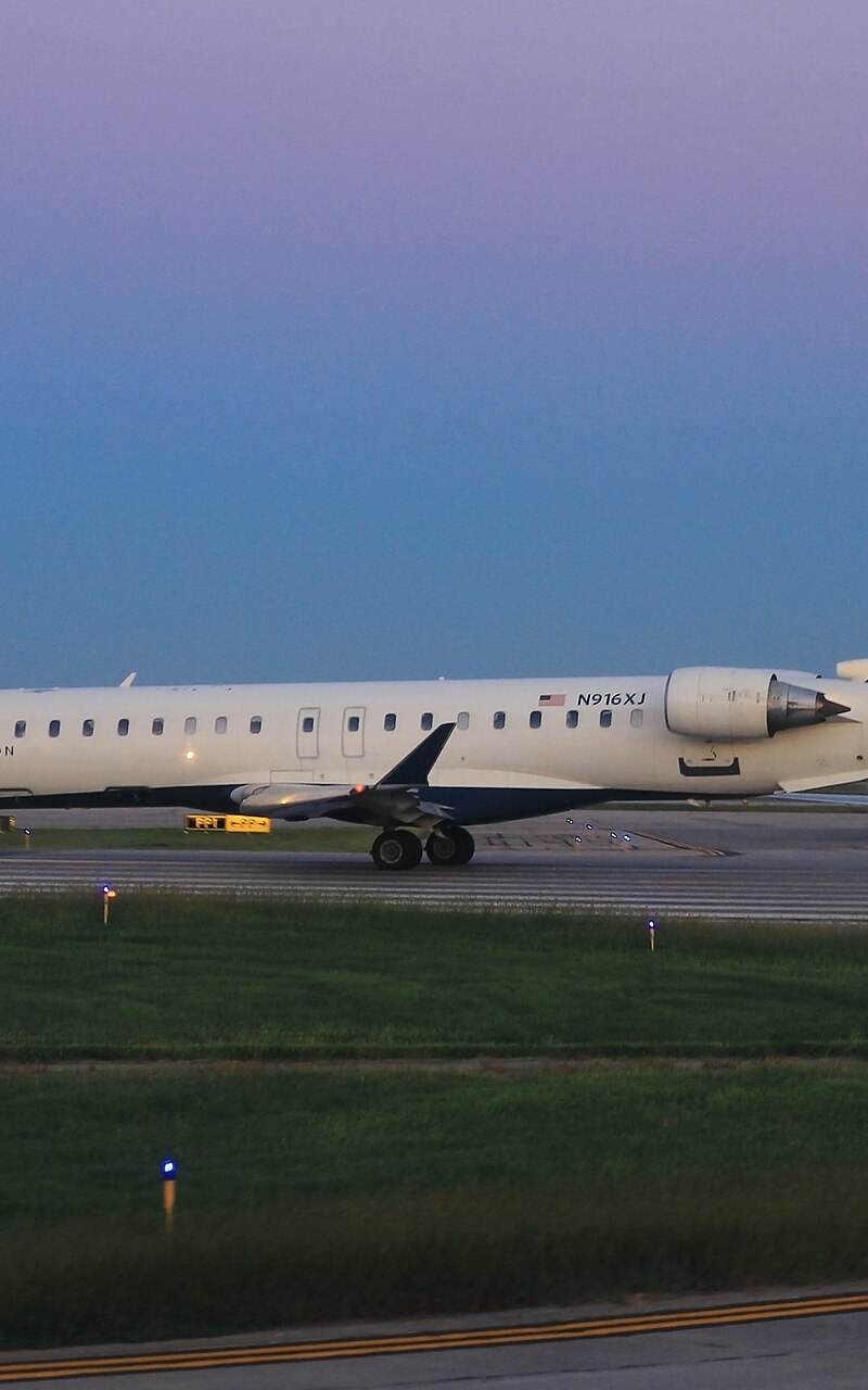 N916XJ - Bombardier