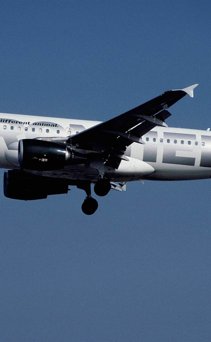 N918FR - Twin-engine aircraft
