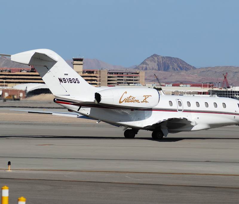N918QS - Business jet