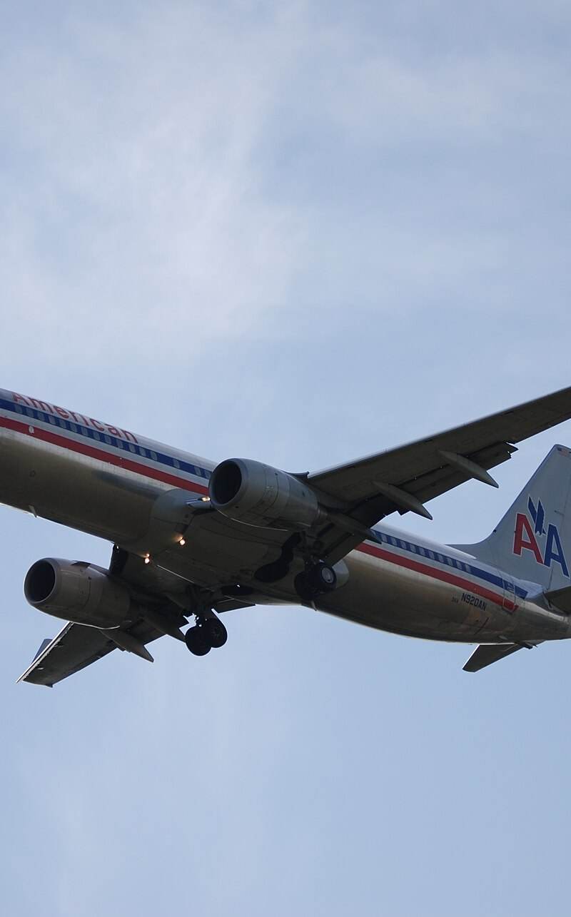 N920AN - Twin-engine aircraft