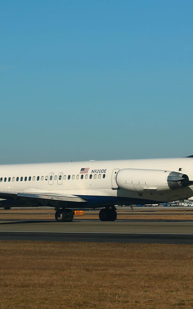 N920DE - Aircraft