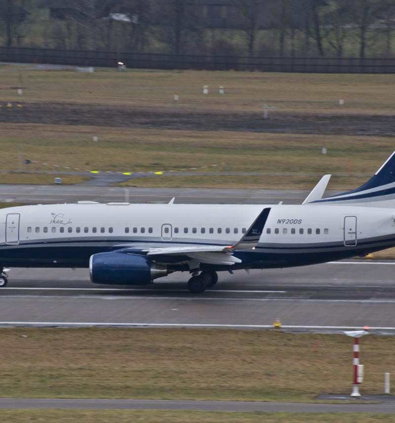 N920DS - Twin-engine aircraft