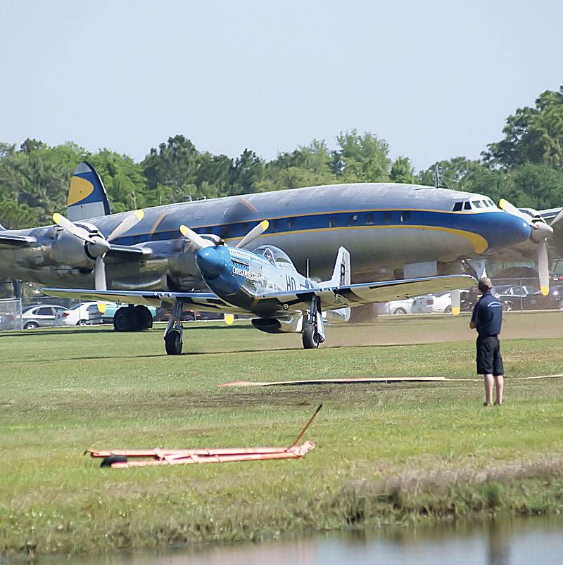  - Twin-engine aircraft