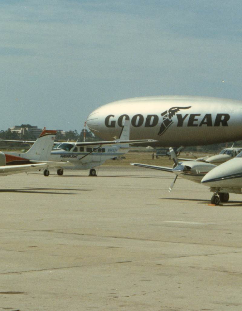 - Twin-engine aircraft