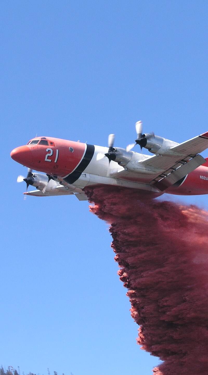 N921AU - Twin-engine aircraft