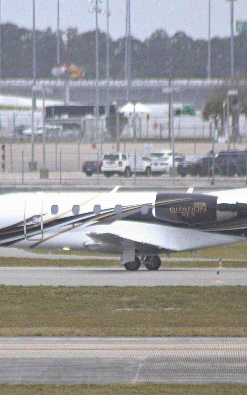 N921ME - Aircraft