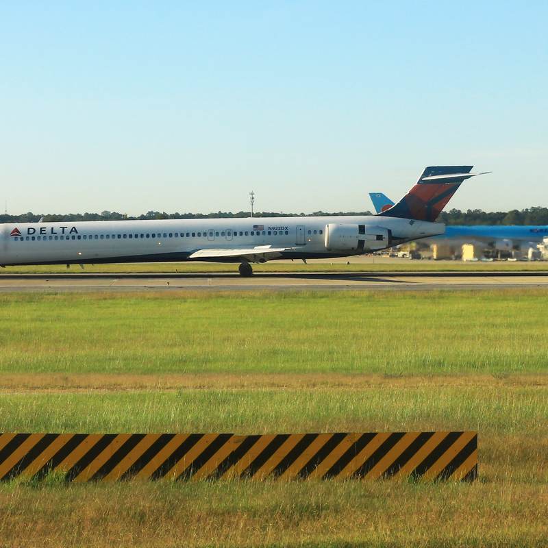 N922DX - Douglas