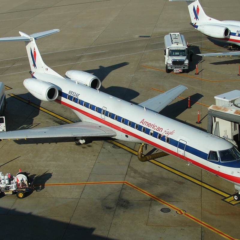 N923AE - Embraer