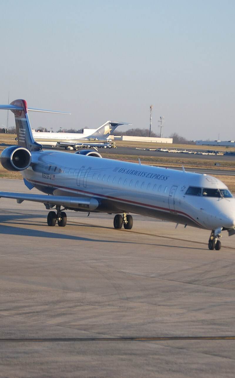 N923FJ - Twin-engine aircraft
