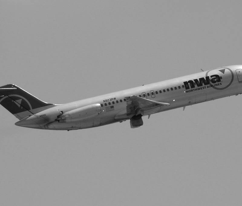 N923RW - Douglas