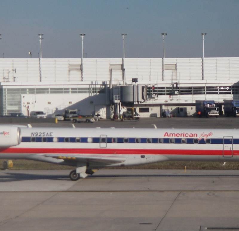 N925AE - Embraer