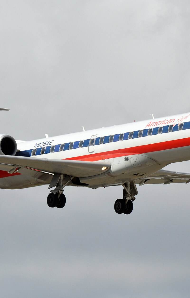 N925AE - Embraer
