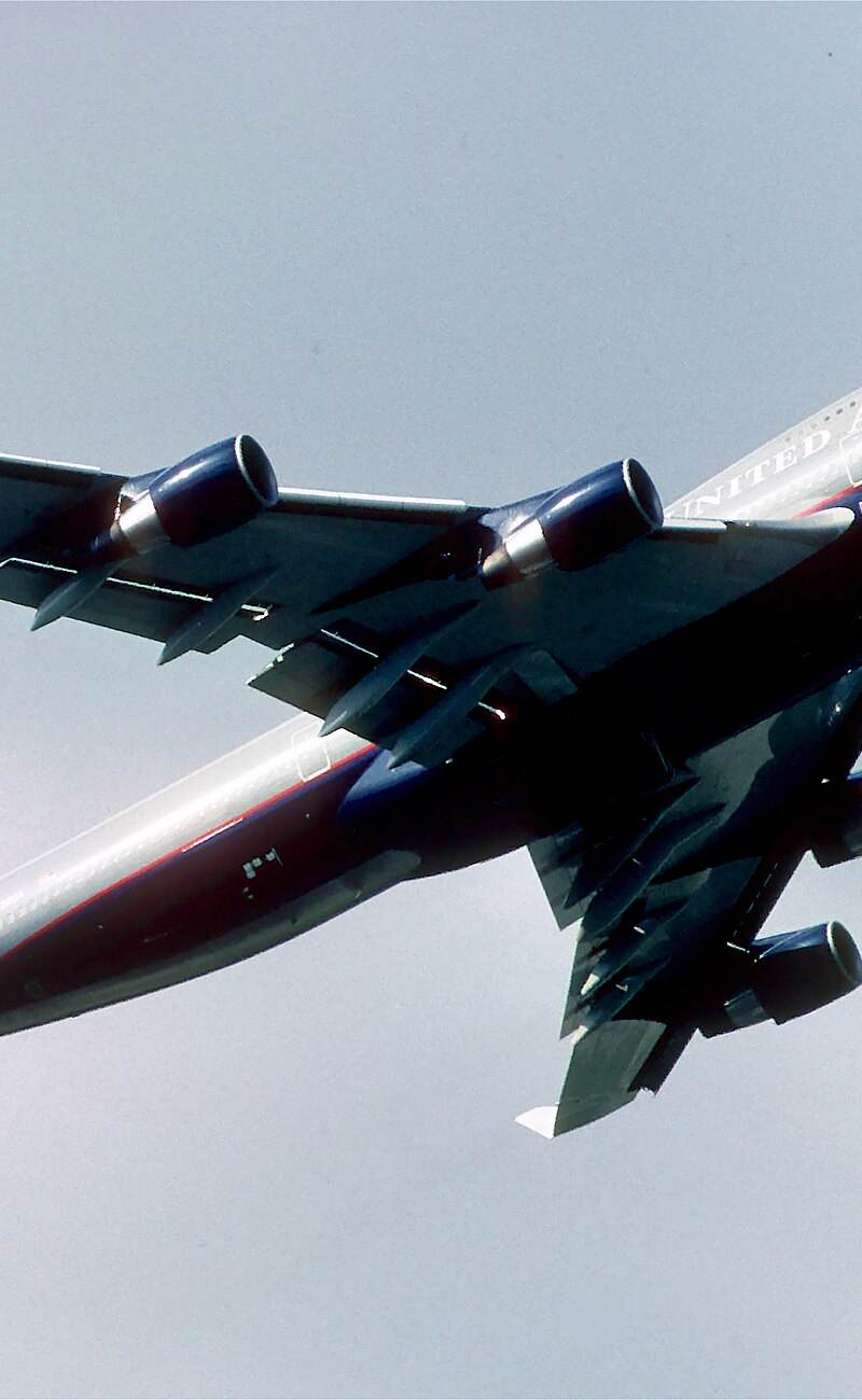 N128UA - Boeing