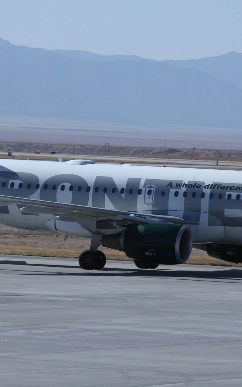 N925FR - Twin-engine aircraft