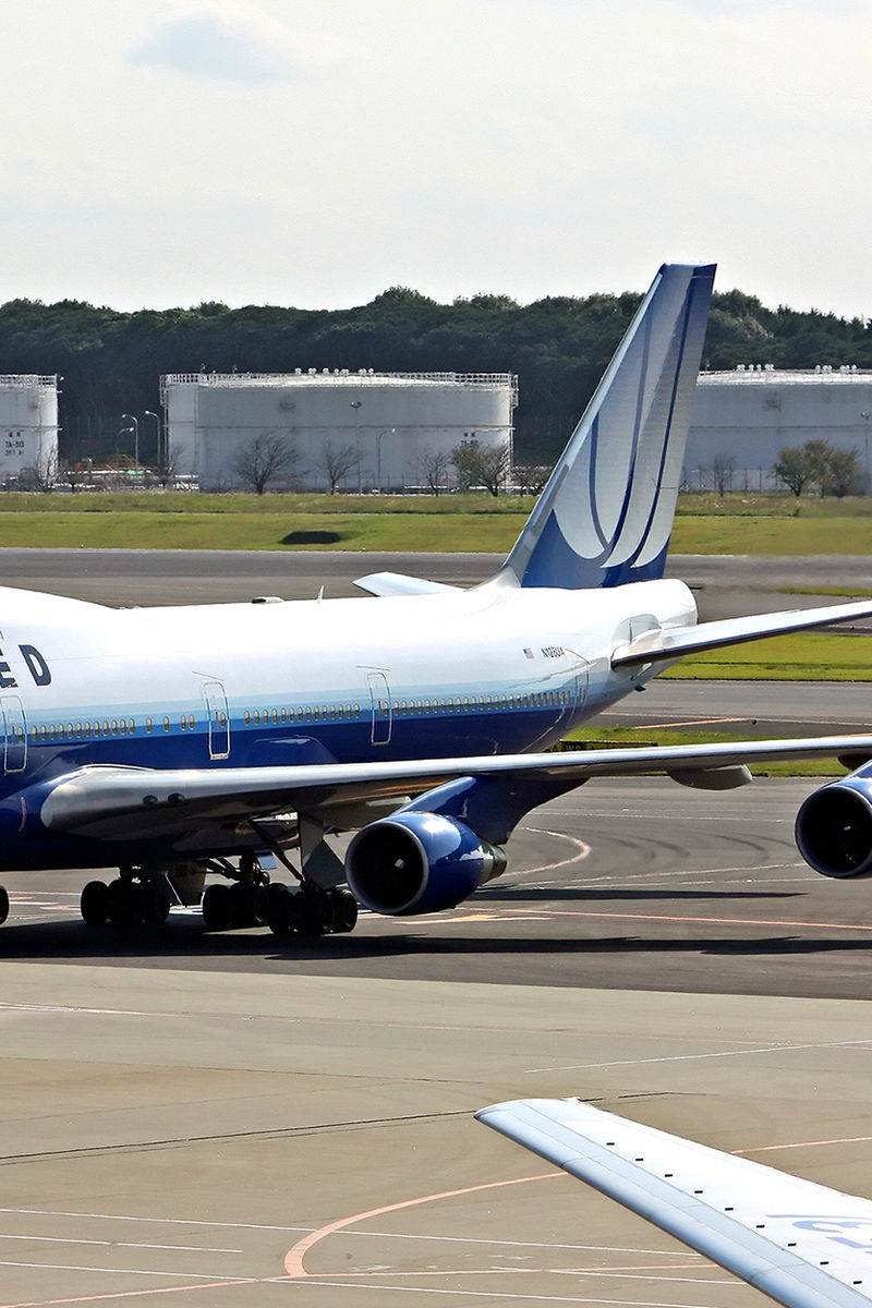 N128UA - Boeing