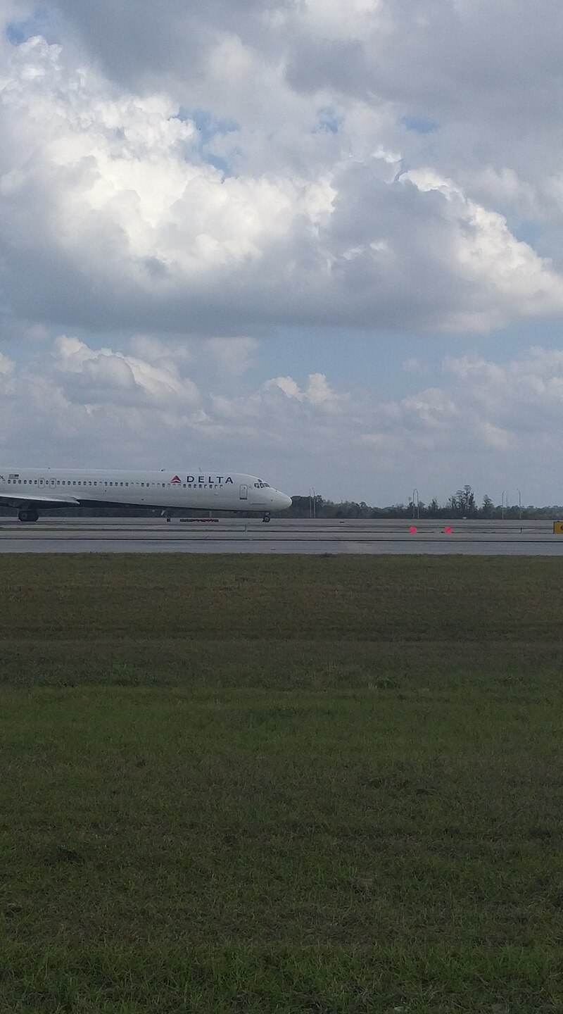 N926DL - Aircraft