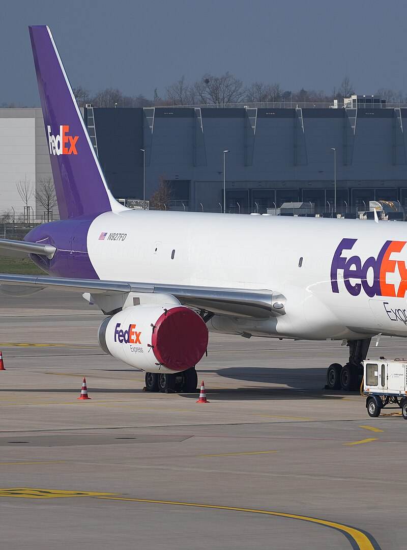 N927FD - Twin-engine aircraft