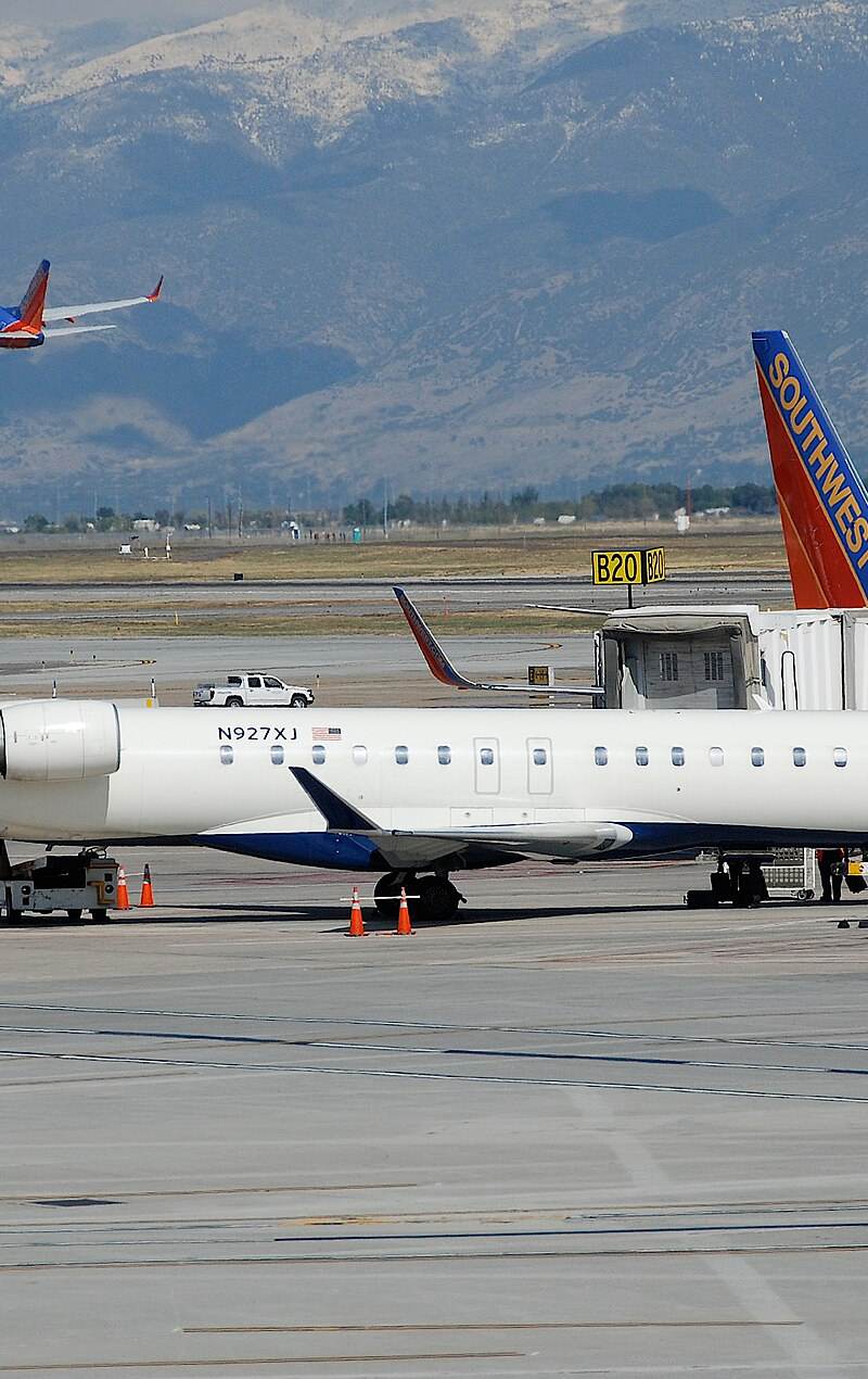 N927XJ - Bombardier