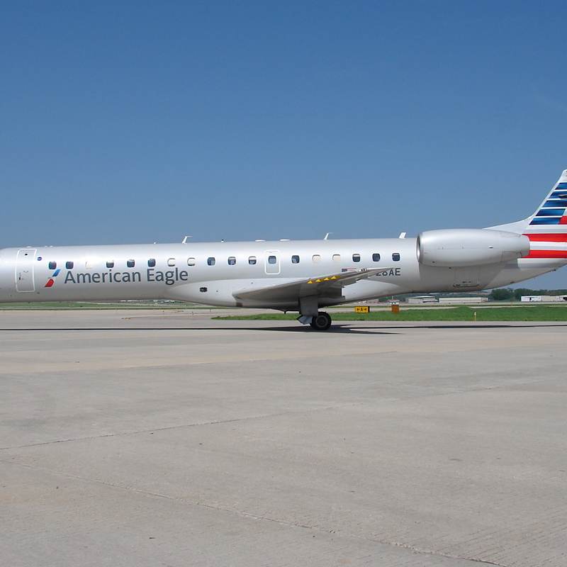 N928AE - Embraer