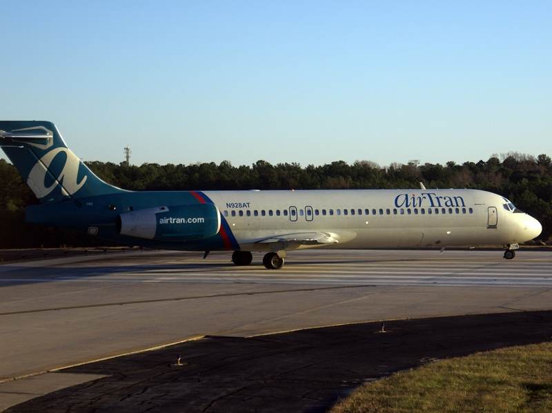 N928AT - Boeing