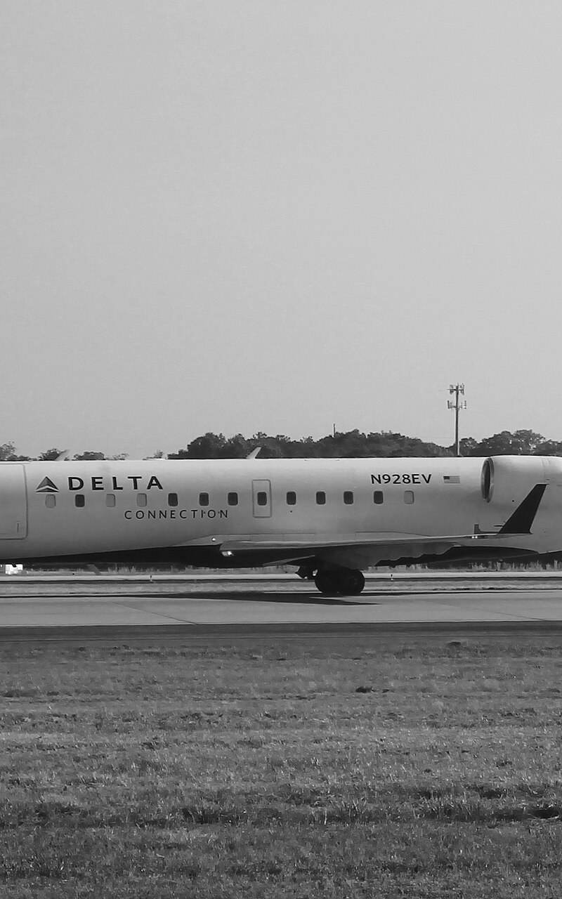 N928EV - Bombardier