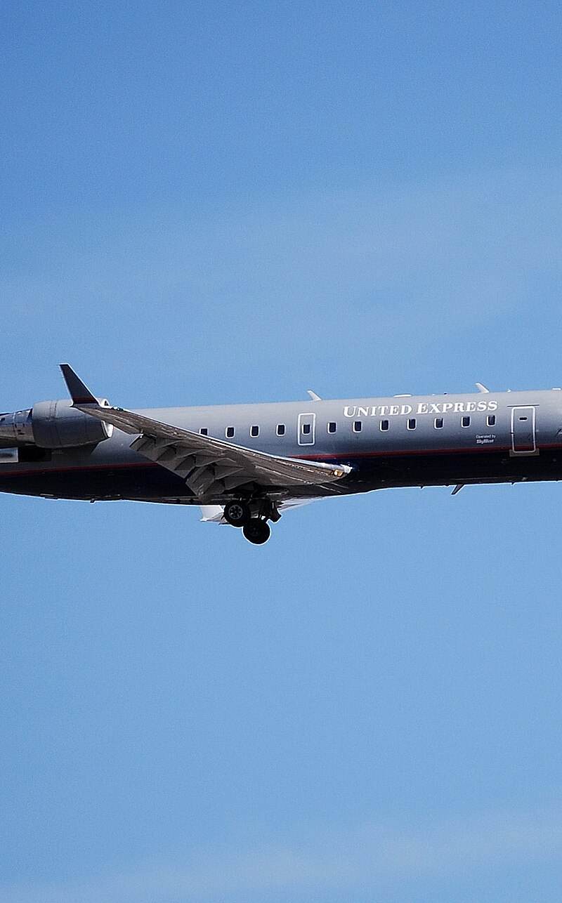 N929SW - Twin-engine aircraft