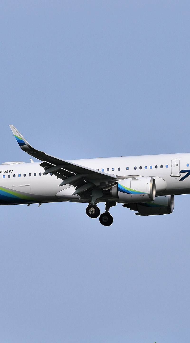 N929VA - Twin-engine aircraft