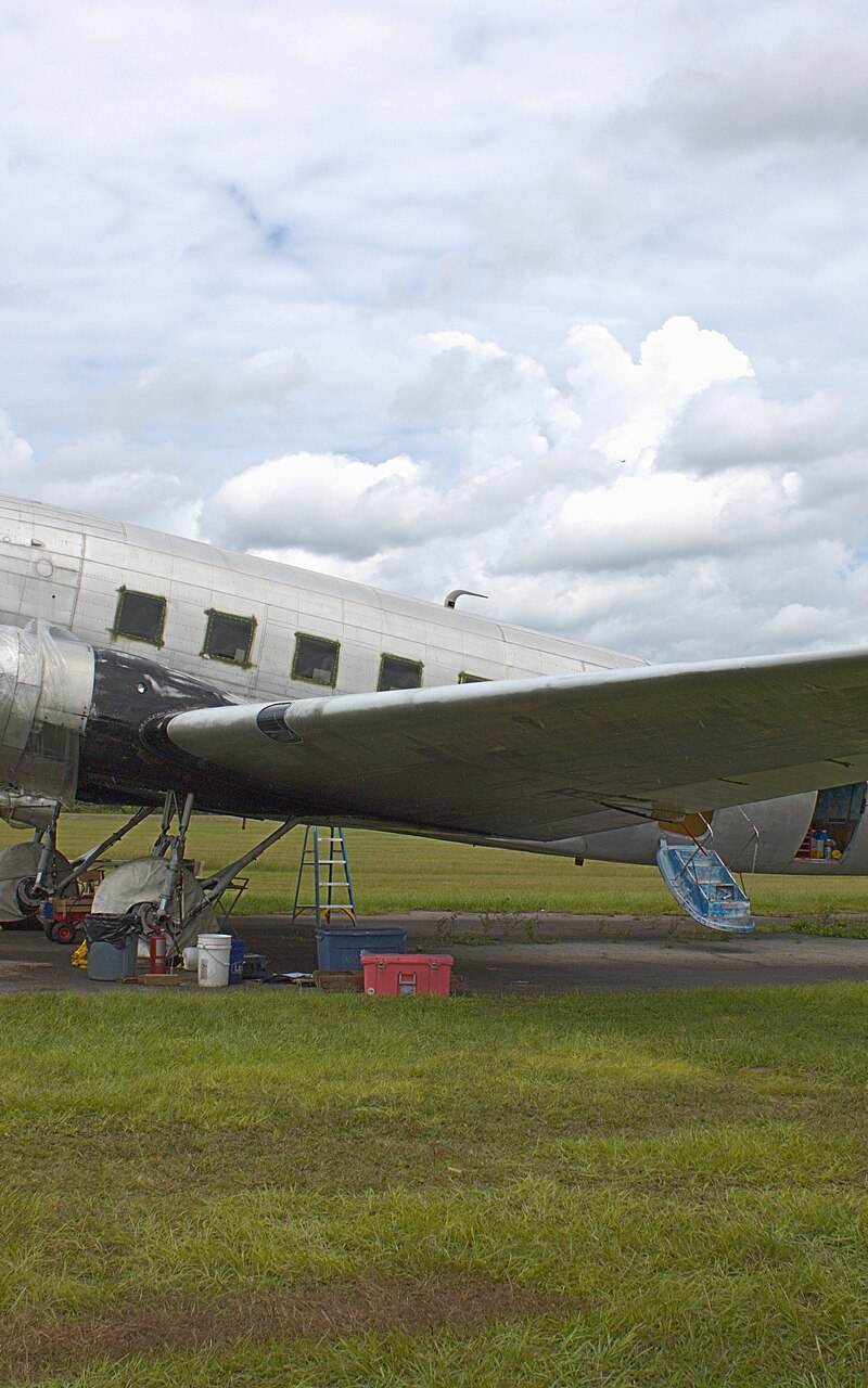 N129H - Douglas