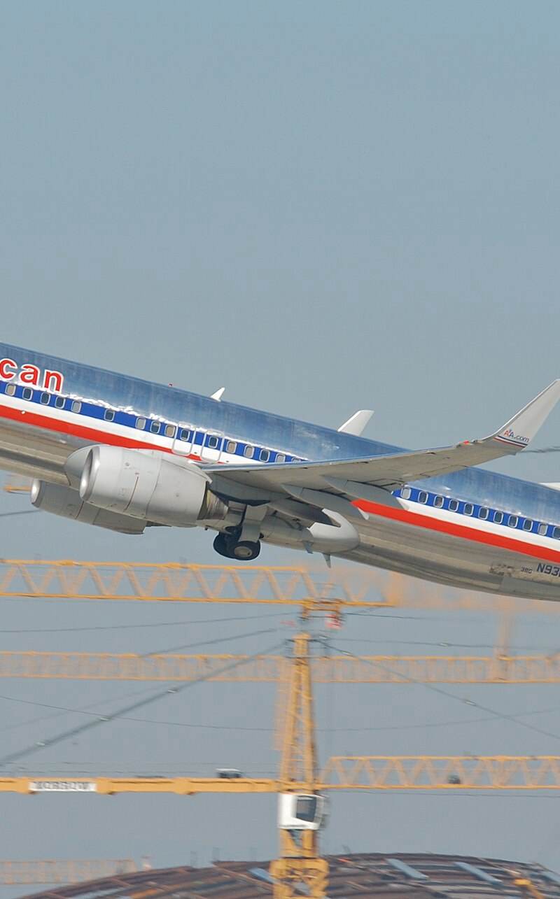N930AN - Twin-engine aircraft