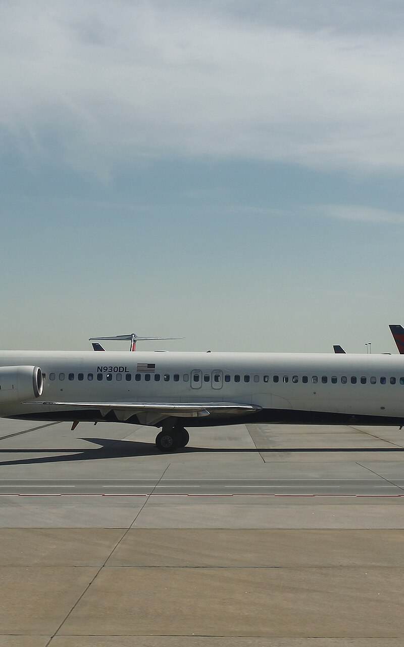 N930DL - Aircraft